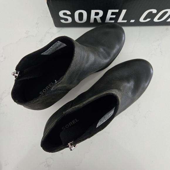 Sorel Joan of Arctic Wedge Ankle Bootie Boot Black Leather Side Zip Waterproof 8 - Picture 5 of 7